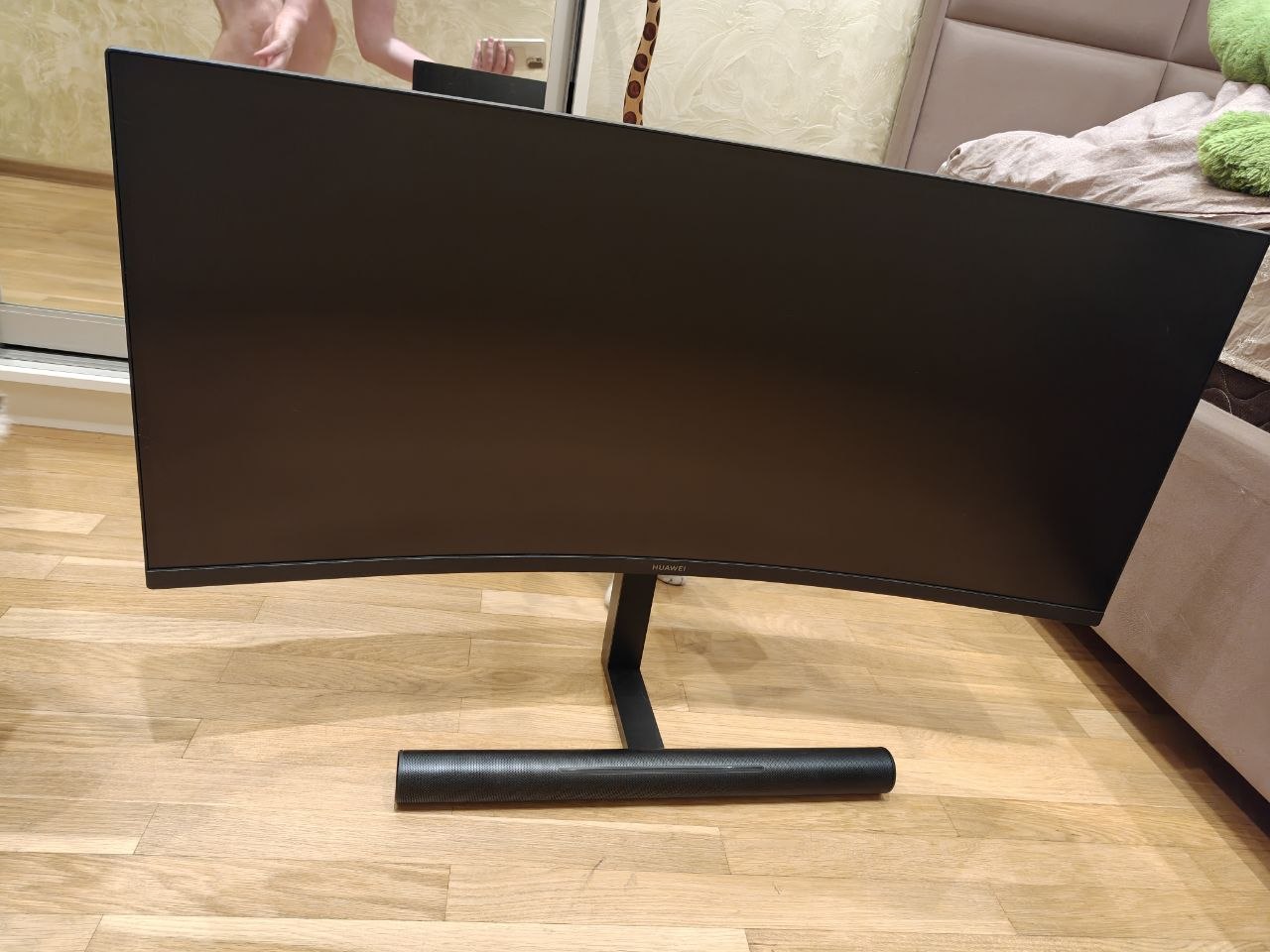 Изогнутый игровой монитор Huawei MateView GT 34
