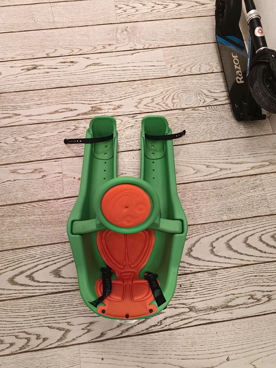 Детское велокресло WeeRide Kangaroo переднее