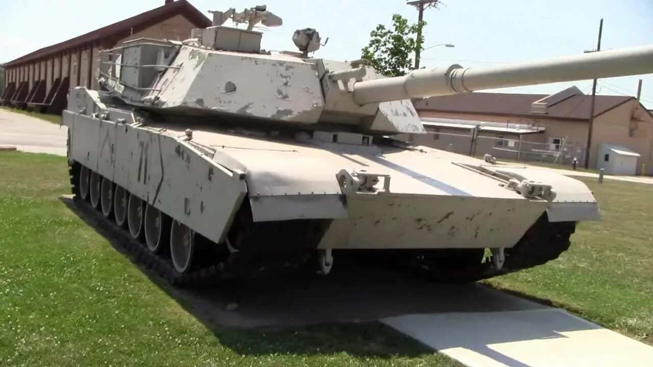Макет танка M1 Abrams полноразмерный