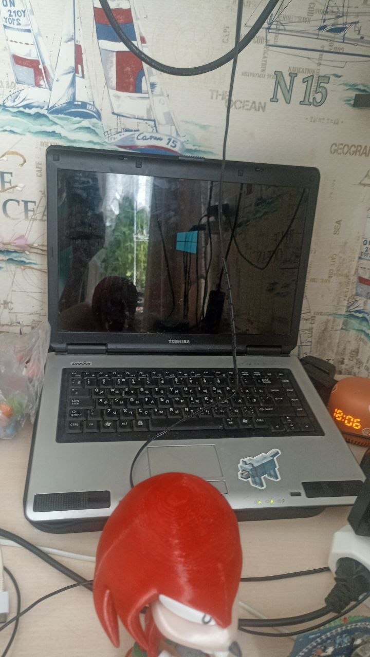Ноутбук Toshiba Satellite L300