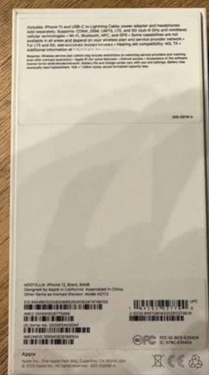 Смартфон Apple iPhone 12 64GB Black