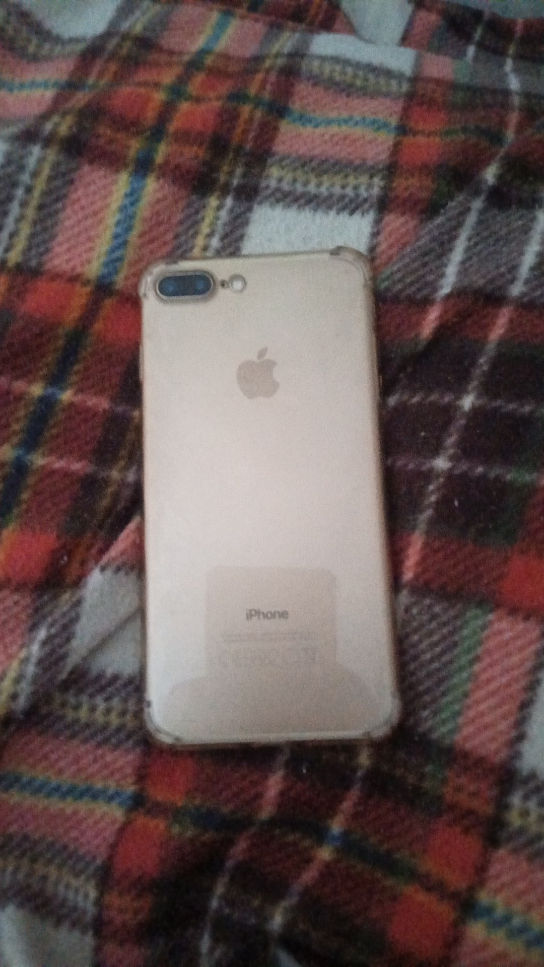 Смартфон Apple iPhone 7 Plus 128GB Gold