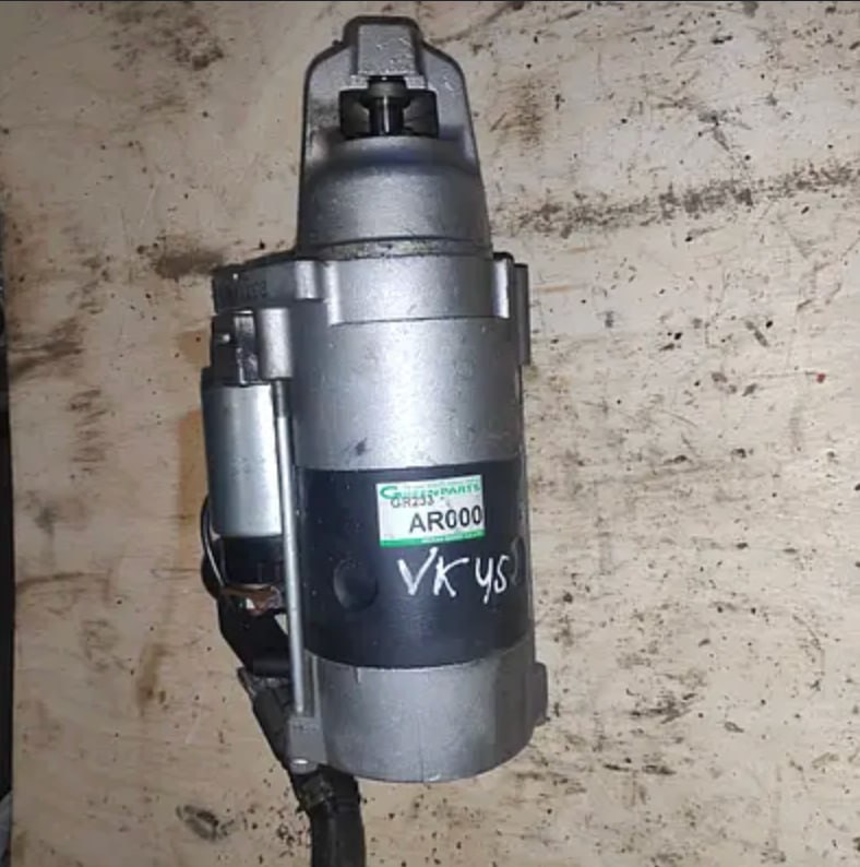 Стартер Nissan двигатель VK45DE/VK45DD
